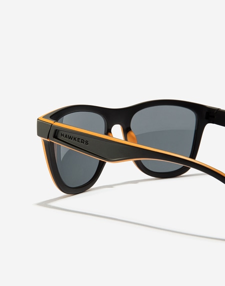 Sunglasses Hawkers BLACK ORANGE ONE SPORT