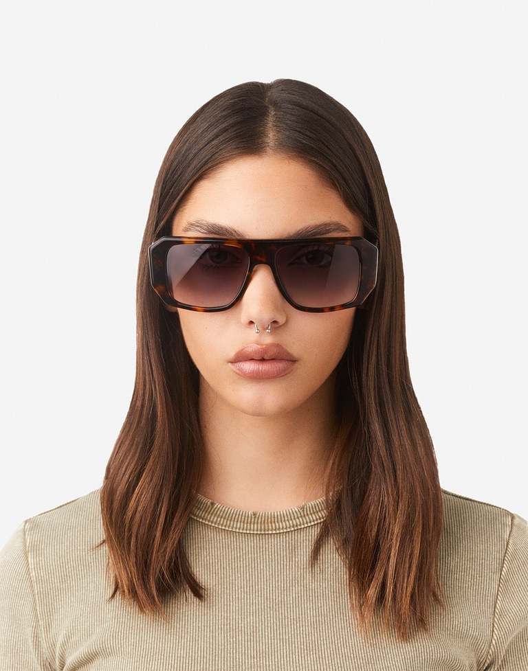Sunglasses Hawkers HELL - BROWN CAREY IRON