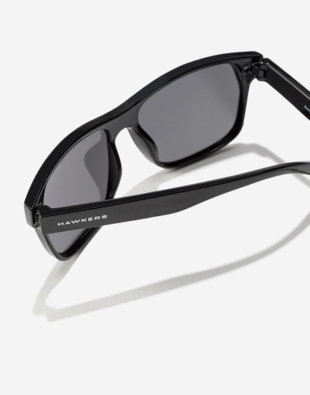Sunglasses Hawkers ONE VENM XS - BLACK DARK