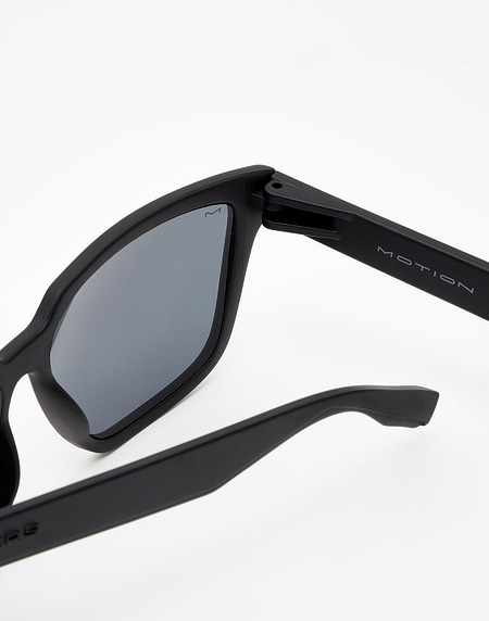 Sunglasses Hawkers CARBON BLACK - DARK MOTION