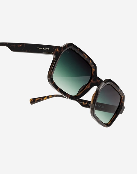 Sunglasses Hawkers MINIMAL MAX - CAREY GREEN FOREST