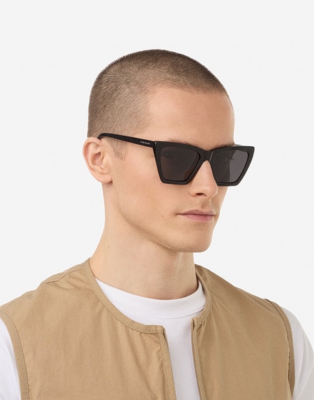 Lentes de sol Hawkers FLUSH - POLARIZED BLACK DARK