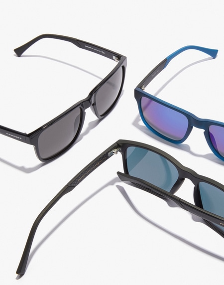 Sunglasses Hawkers PEAK - BLACK RUBY