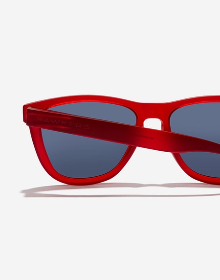 Oculos de sol Hawkers ONE RAW - CHEERY RED BLUE