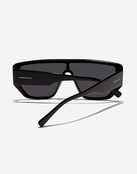 Sunglasses Hawkers METRO - BLACK DARK ECO
