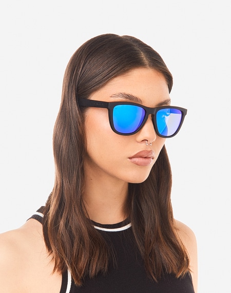 Sunglasses Hawkers ONE RAW - POLARIZED BLACK SKY