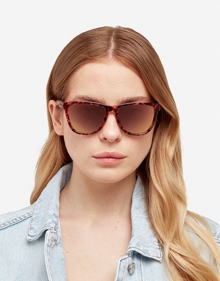 Sunglasses Hawkers CAREY - ROSE GOLD ONE