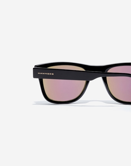 Sunglasses Hawkers TOX - POLARIZED BLACK ROSE GOLD