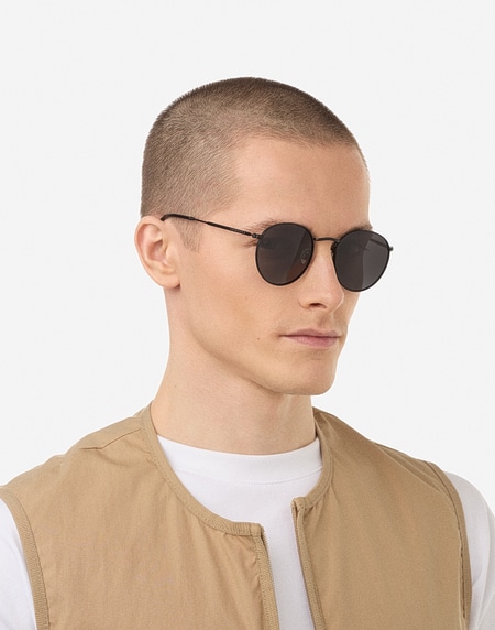 Sunglasses Hawkers MOMA MIDTOWN - POLARIZED BLACK GREY