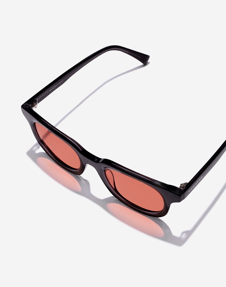 Sonnenbrille Hawkers OASIS - DARK GREY SANDSTONE