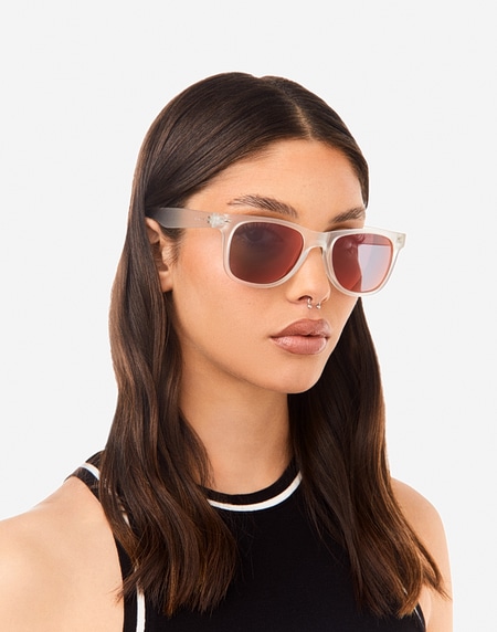 Sunglasses Hawkers SLATER - POLARIZED CRYSTAL RUBI