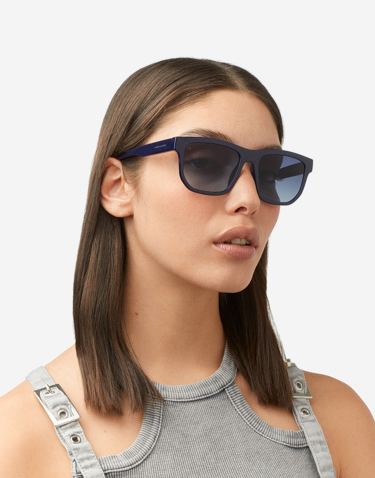 Nos Lunettes de Soleil Hawkers MARS - DARK BLUE INDIGO ECO