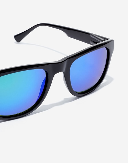 Sunglasses Hawkers TOX - POLARIZED BLACK EMERALD