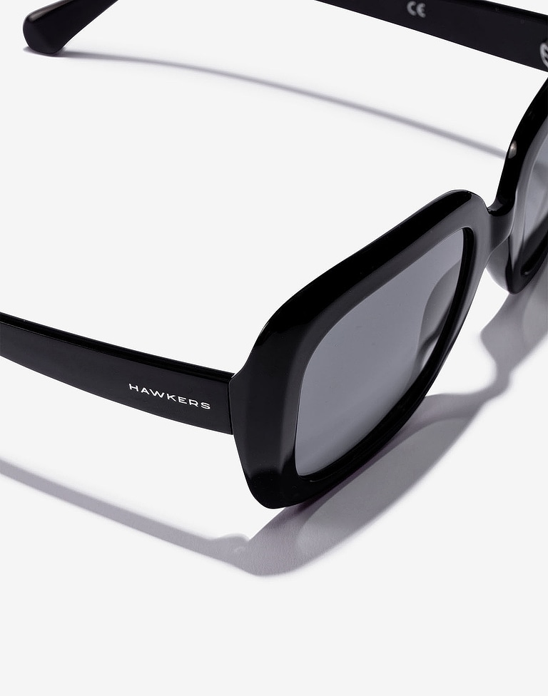 Sunglasses Hawkers BLACK BUTTERFLY