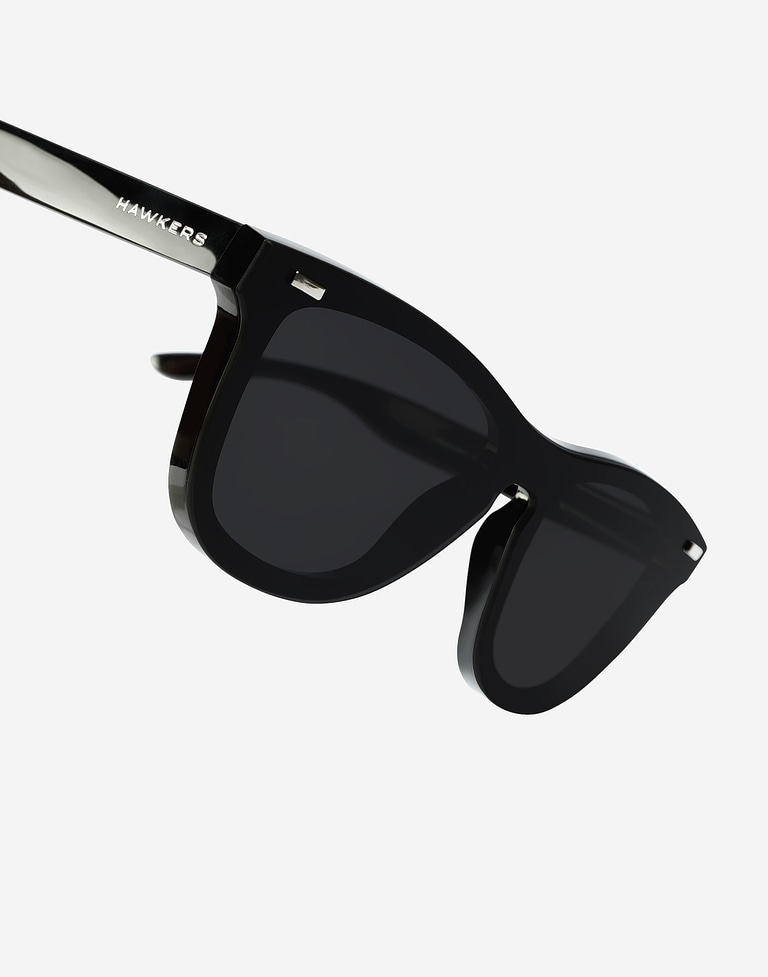 Nos Lunettes de Soleil Hawkers ONE VENM RAW - BLACK