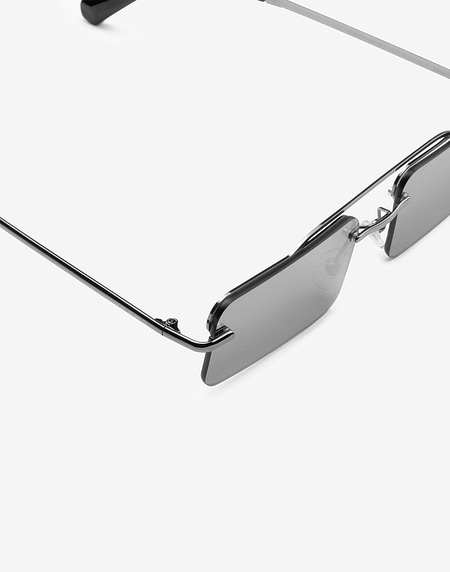 Sunglasses Hawkers GUN METAL CHROME SQUARED CHELLA