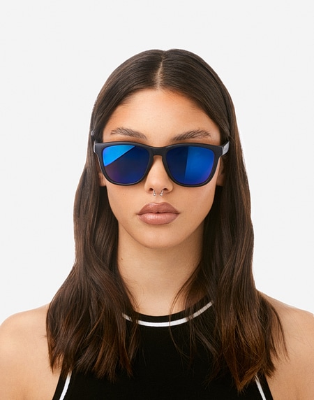 Sunglasses Hawkers CARBON BLACK - SKY ONE
