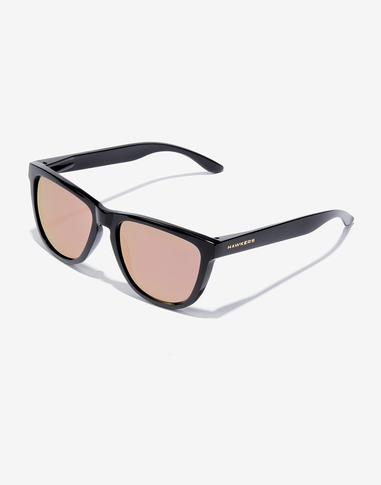 Sunglasses Hawkers ONE RAW - POLARIZED BLACK ROSE GOLD