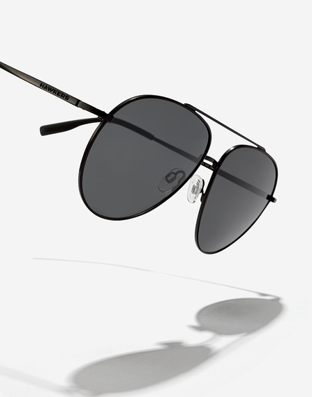 Sunglasses Hawkers JACK POT - POLARIZED BLACK DARK