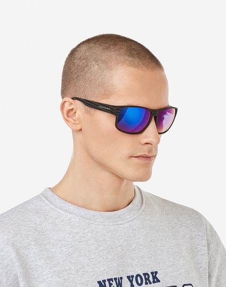 Sunglasses Hawkers FASTER RAW CARBON FIBER - BLACK SKY