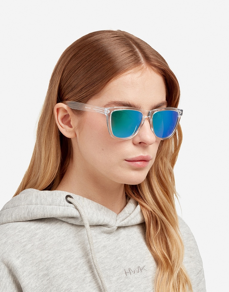 Sunglasses Hawkers ONE RAW - POLARIZED AIR EMERALD