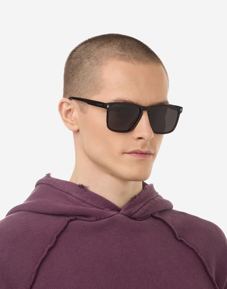 Nos Lunettes de Soleil Hawkers DUST - POLARIZED BLACK DARK