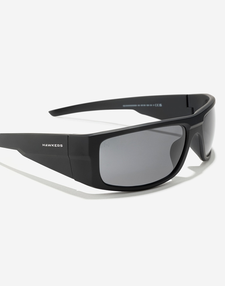 Nos Lunettes de Soleil HAWKERS THUNDER - BLACK DARK