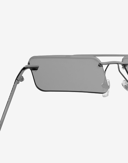 Sunglasses Hawkers GUN METAL CHROME SQUARED CHELLA