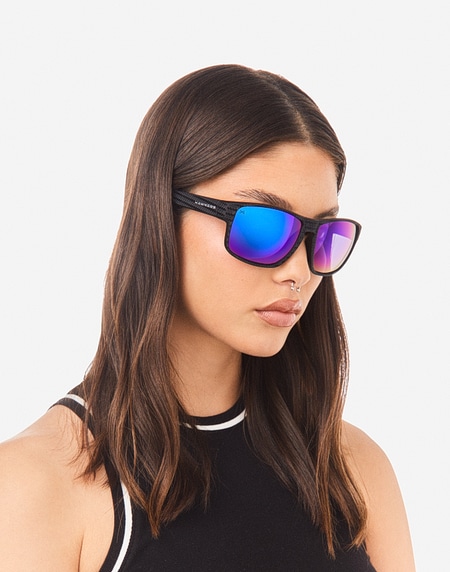 Sunglasses Hawkers FASTER RAW CARBON FIBER - BLACK SKY