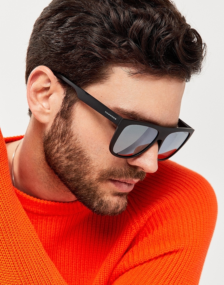 Sunglasses Hawkers BLACK CHROME RUNWAY