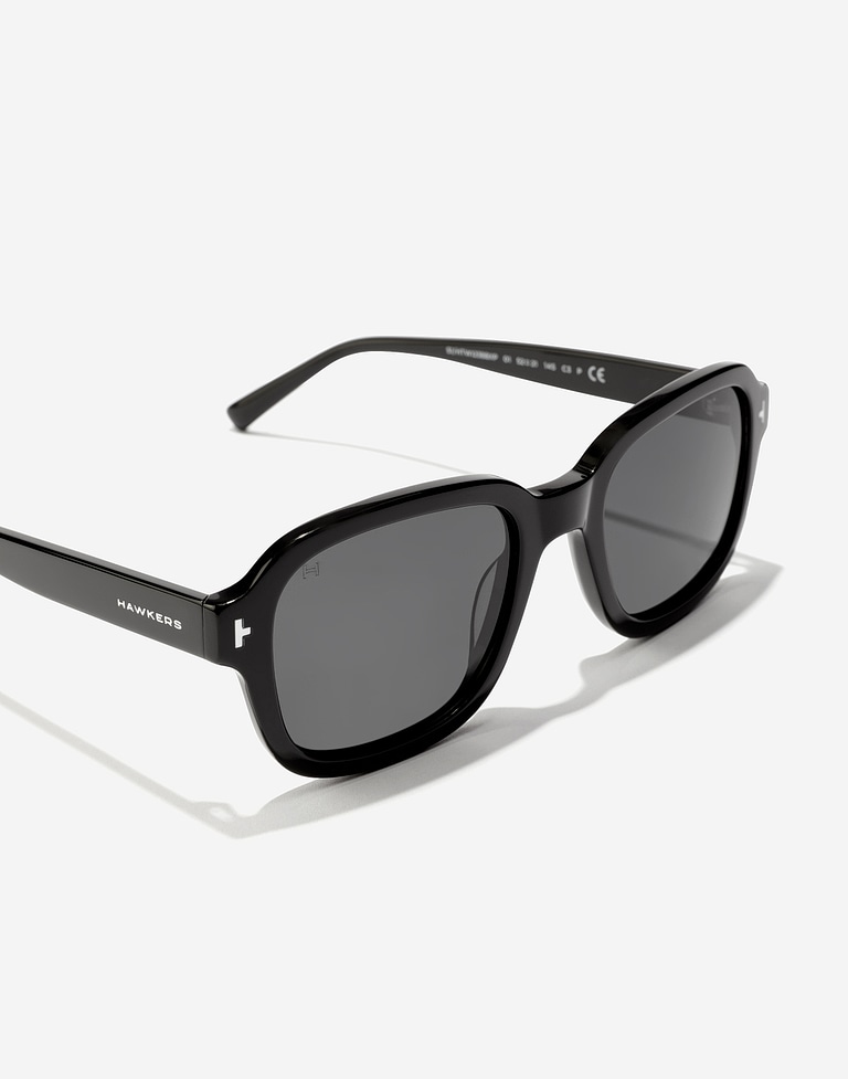 Sunglasses Hawkers TWIST - POLARIZED BLACK DARK
