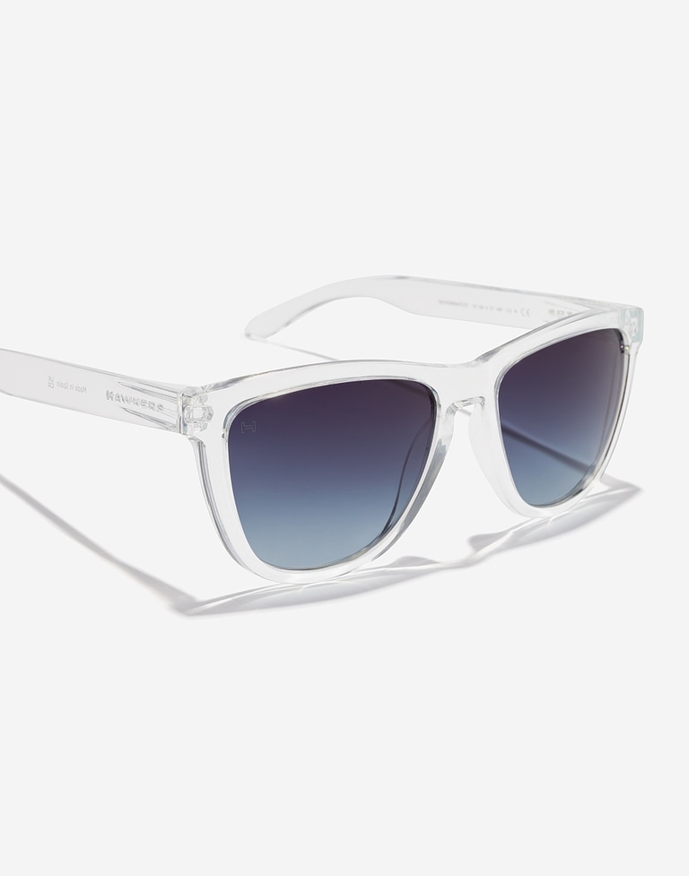 Nos Lunettes de Soleil Hawkers ONE RAW - TRANSPARENT INDIGO