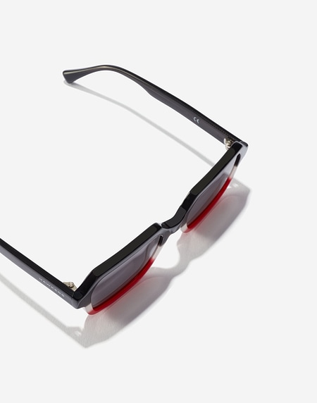 Lentes de sol Hawkers TRI COLOR DARK MINIMAL