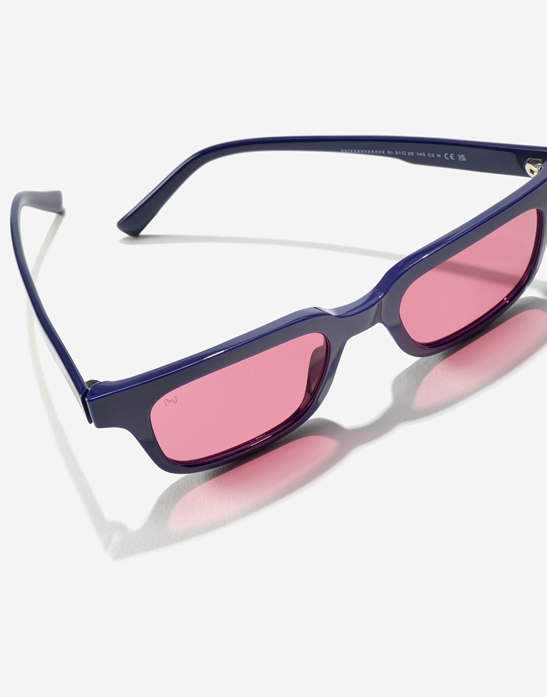 Nos Lunettes de Soleil HAWKERS COVENT - MIDNIGHT CHERRY ECO