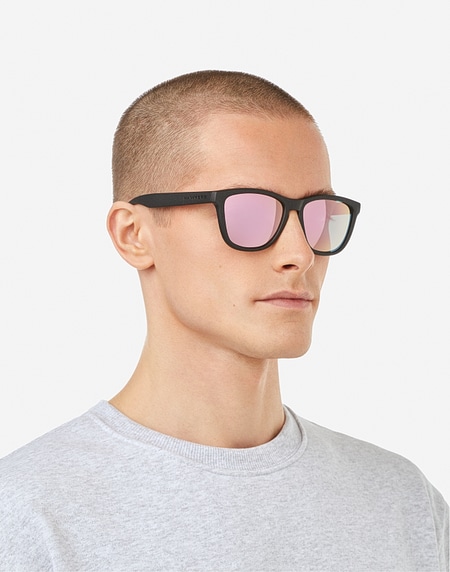 Sunglasses Hawkers ONE - POLARIZED BLACK ROSE GOLD