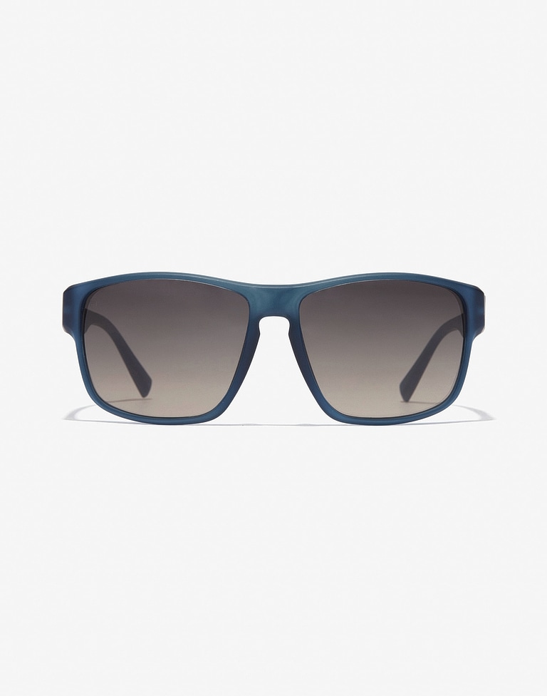 Nos Lunettes de Soleil Hawkers FASTER RAW - NAVY SMOKY BLACK