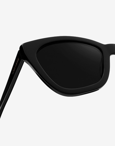 Sunglasses Hawkers BLACK DARK MELROSE