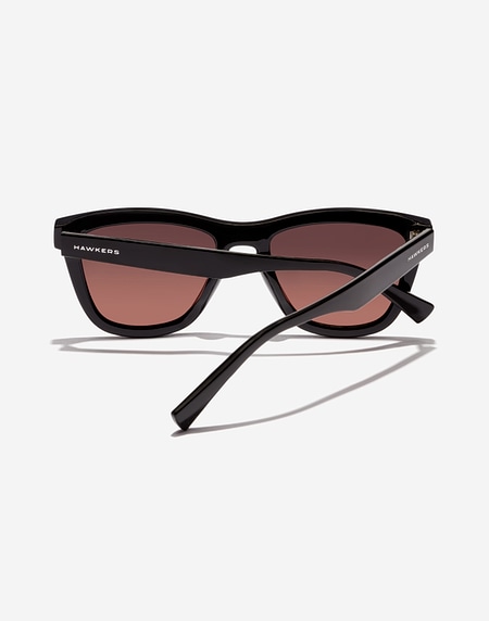 Sunglasses Hawkers DOWNTOWN MAX - BLACK GREY TO PINK