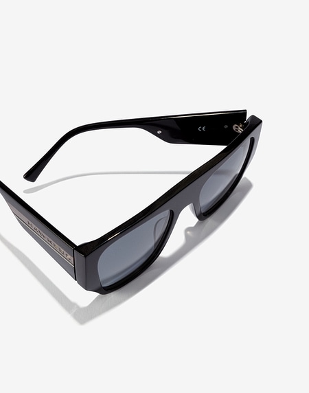 Oculos de sol Hawkers BLACK DARK RIMY