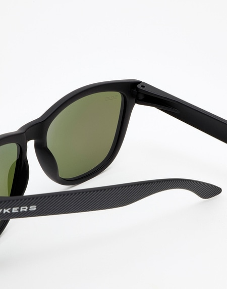 Sunglasses Hawkers ONE - POLARIZED CARBONO EMERALD