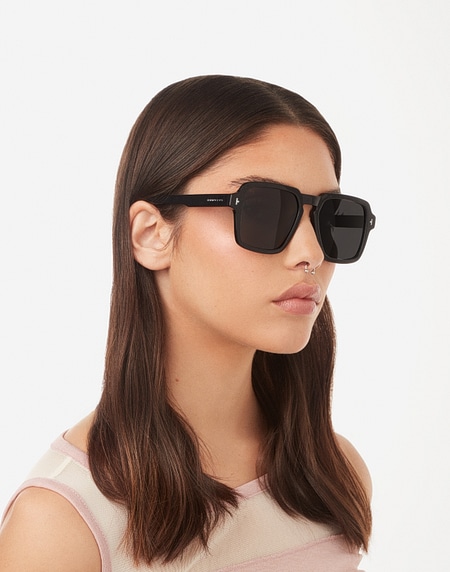 Lentes de sol Hawkers LASH - POLARIZED BLACK DARK