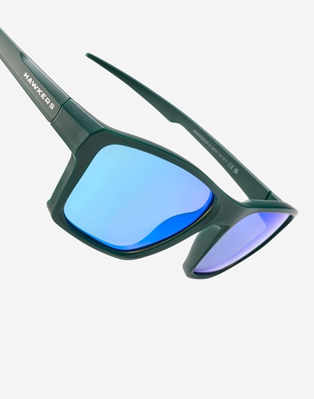 Sunglasses Hawkers SHARK - POLARIZED TEAL BLUE CHROME