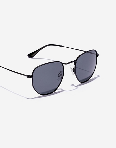 Sunglasses Hawkers SIXGON DRIVE - POLARIZED BLACK GREY