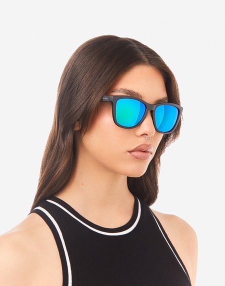 Sunglasses Hawkers CARBONO - EMERALD ONE
