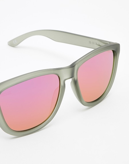 Sunglasses Hawkers FROZEN GREY - NEBULA ONE
