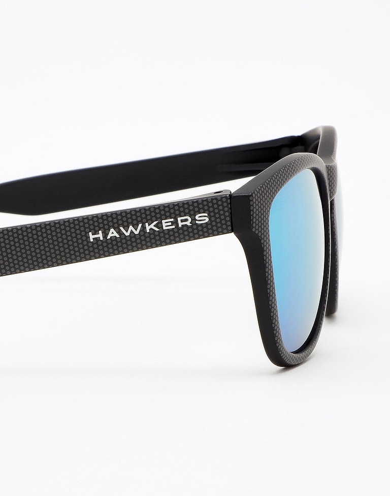 Lentes de sol Hawkers CARBONO SPOTTED BLUE CHROME ONE