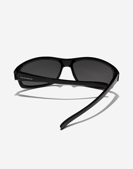 Sunglasses Hawkers BOOST - POLARIZED BLACK DARK