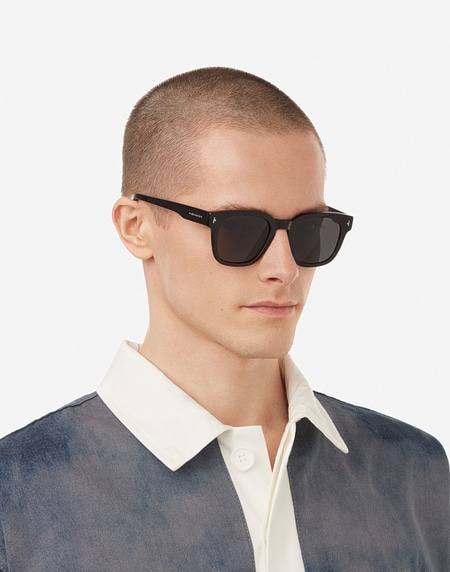 Sunglasses Hawkers STACK - POLARIZED BLACK DARK