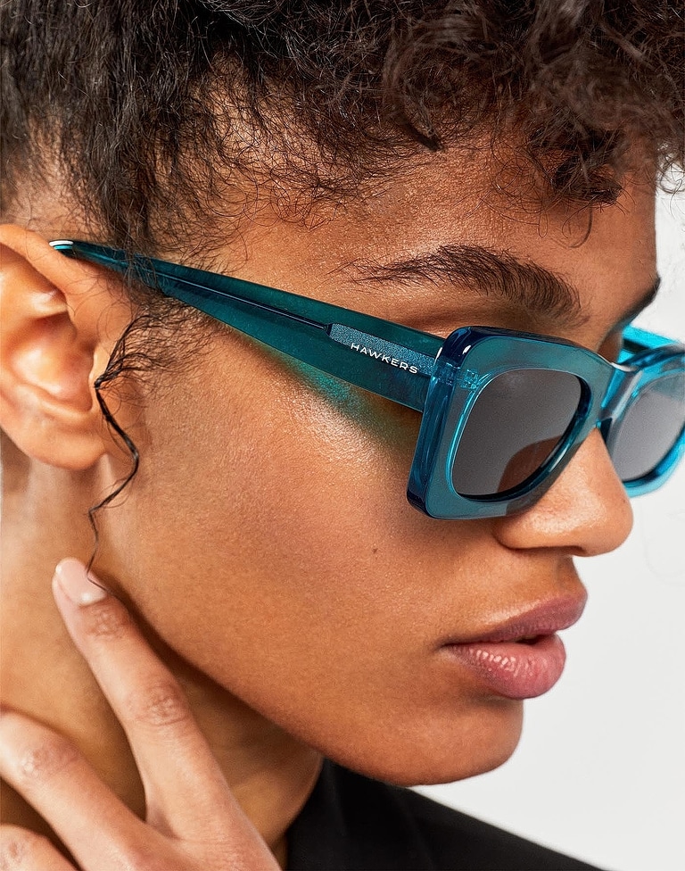 Sunglasses Hawkers LIGHT BLUE LAUPER