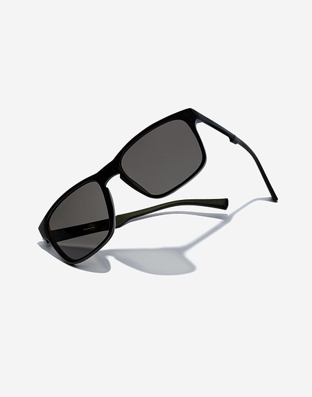 Nos Lunettes de Soleil Hawkers PEAK METAL - BLACK